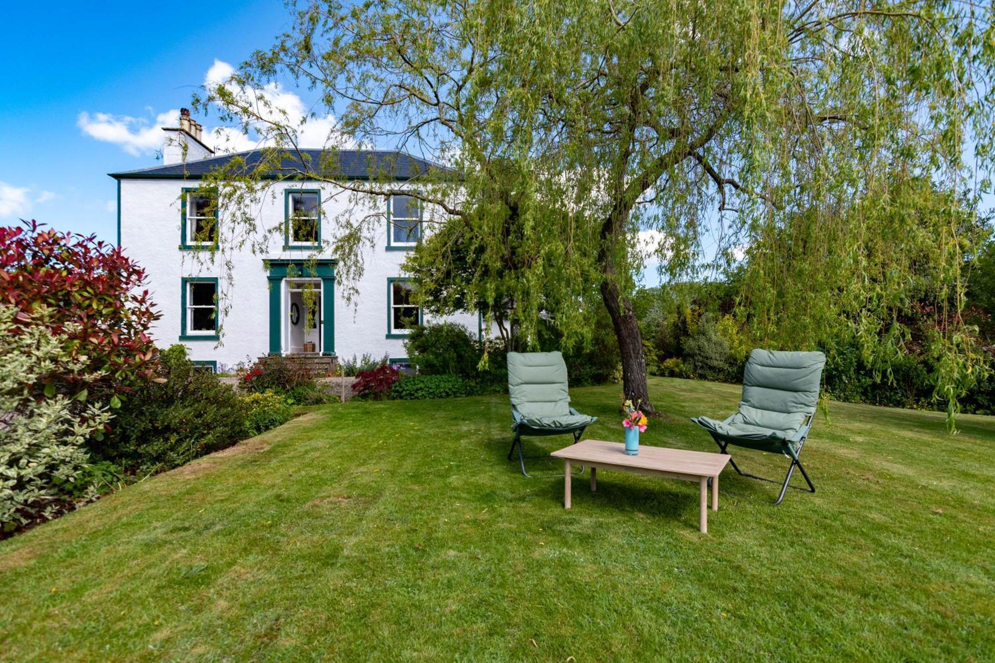 Rosebank House - 12 Guests, 6 Ensuite Bedrooms, Ev Point, Games Rooms, Wood Burner, Pet Friendly! Blairgowrie and Rattray Exterior foto
